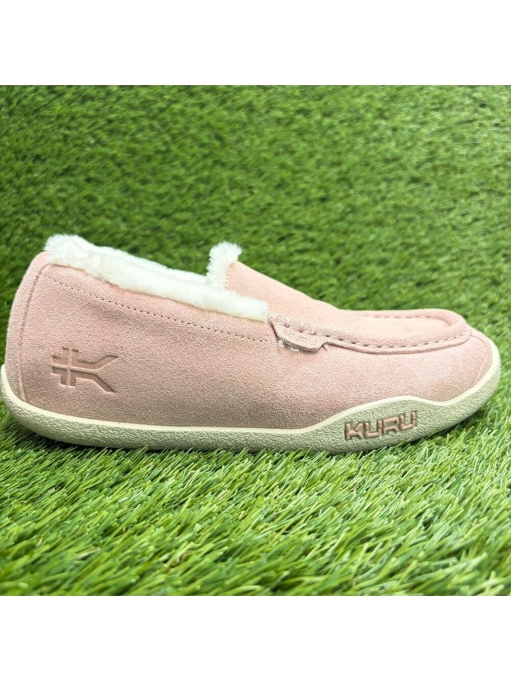 Kuru Loft Womens Size 8 Pink White Casual Moccasin Slip On Suede Slippers